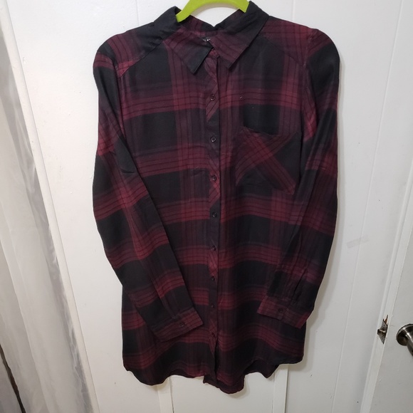 Black Tape LS Burgundy Button-Down Tunic - Picture 1 of 3
